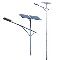 Personalizado Solar Powered Street Steel Lighting Pole Lamp Pole Outdoor