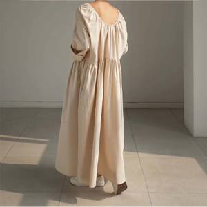 Robe longue décontractée d'été pour femme en lin/coton écologique, à manches longues, avec taille naturelle et broderie boutonnée en tissu tissé - Product Image 4