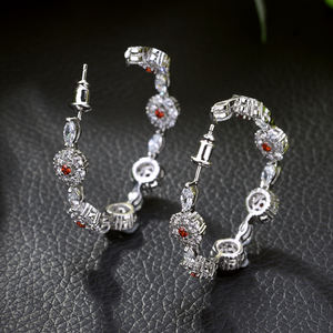 HIBRIDE Neu Runde Form Zirkonia Creolen Weiße Farbe Ohrringe Für Frauen Party Geschenk Boucle d'oreille E-544 - Product Image 4