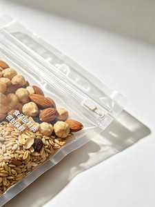 Freezer Bags 40 <b>Pack</b>, Leakproof Food Storage Bags, Expandable Bottom Freshness Lock Bags, BPA Free Food Safe Freezer Bags - Product Image 5