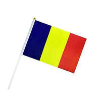 Produits de soutien pour supporters de football : Drapeau de voiture et drapeau de Roumanie personnalisé à agiter à la main, articles de fan pour l'Euro 2026