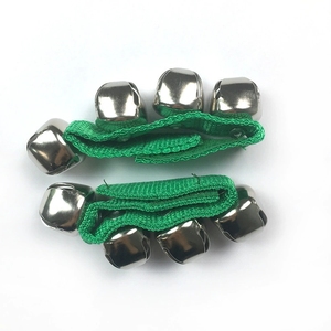 Venta al por mayor de 4 campanas metálicas con banda de nailon para la muñeca, instrumento de percusión Orff para niños. - Product Image 2