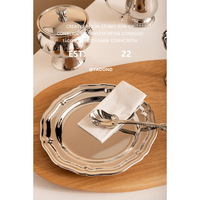 Luxueux rétro nordique inspiré plateau ovale en acier inoxydable poli jetable après-midi thé Dessert gâteau Snack assiette pour hôtels