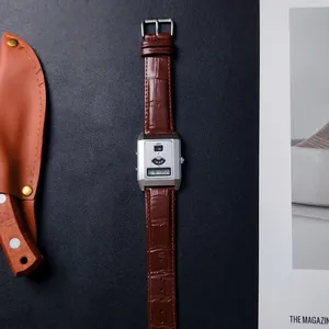 Nouvelle <span class=keywords><strong>montre</strong></span> carrée rétro à quartz 2026, esthétique vintage années <span class=keywords><strong>70</strong></span>, mouvement japonais à quartz, bracelet en alliage et cuir de vachette, étanche 30M - Product Image 5