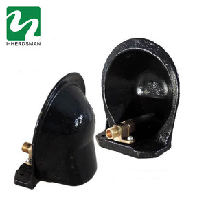 Equipo <span class=keywords><strong>de</strong></span> ganadería precio al por mayor <span class=keywords><strong>de</strong></span> hierro fundido oveja cabra ganado vacuno bebedero para la <span class=keywords><strong>venta</strong></span> - Product Image 4