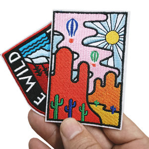 맞춤 자수 패치 셔닐 스팽글 다리미 부착 벨크로 키체인 레이저 로고 배지 모자 가방 의류용 아플리케 - Product Image 1