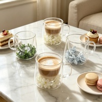 Vases en verre transparent nordique en gros, centres de table minimalistes pour mariage, hôtel, café et décoration avec logo personnalisé