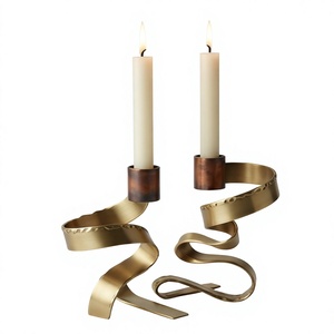 Candelabro Moderno de Latón en Espiral, Portavelas Artístico en Forma de Cinta para Decoración de Mesa del Hogar - Product Image 2