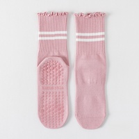 Chaussettes de Pilates OEM Confort Tout au Long de la Journée, Adhérence Personnalisée, Flexibles, Sensation Naturelle du Pied, Modèle Crew Stable