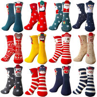 Chaussettes de Noël pour femmes, série usage quotidien, respirantes, douces, à motif Père Noël, amusantes, en coton, colorées, style dessin animé, vente en gros