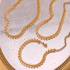 18K oro placcato in acciaio inox Fishtail bracciale da donna braccialetto da donna di alta qualità gioielli regalo per donna produttore - Product Image 1