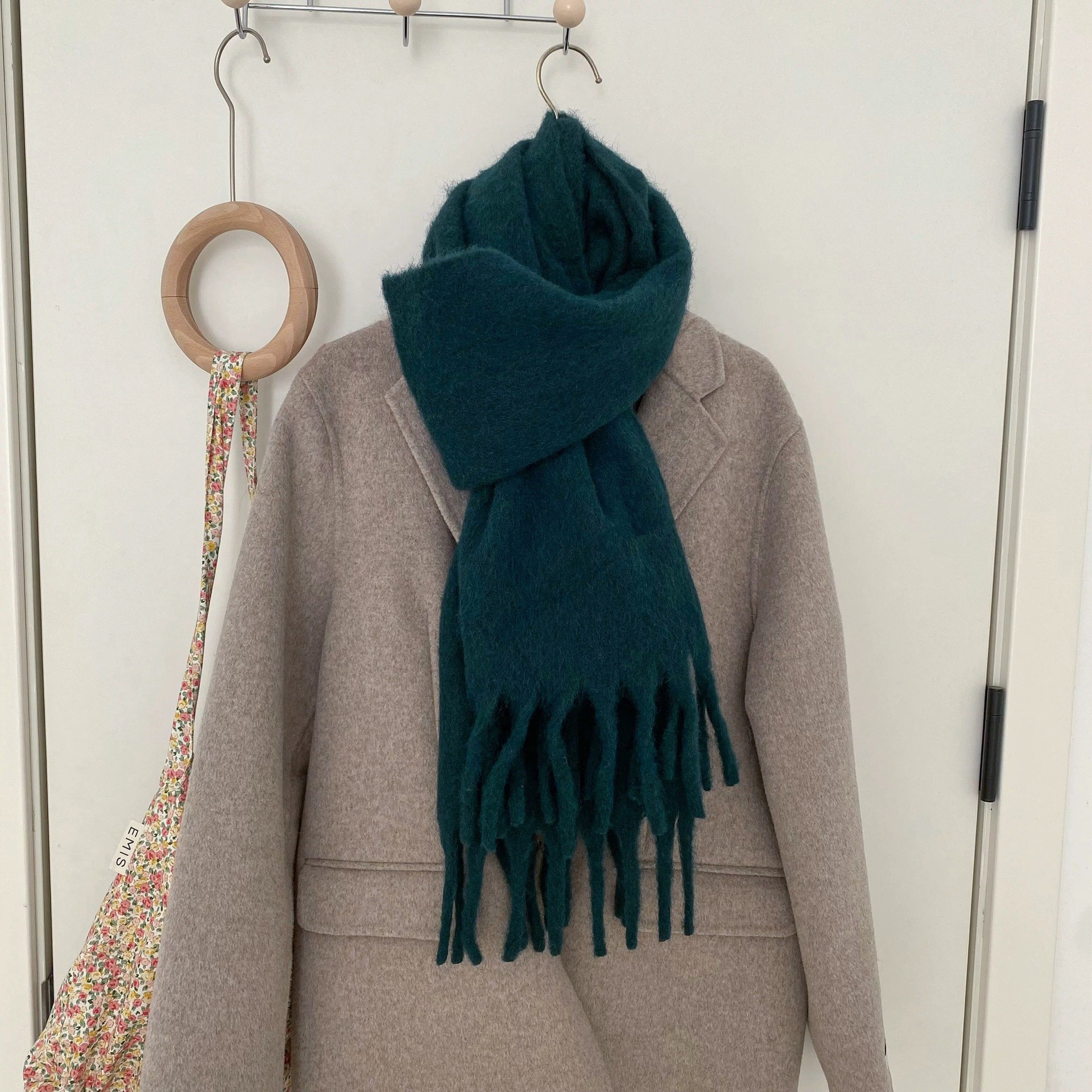 dark green