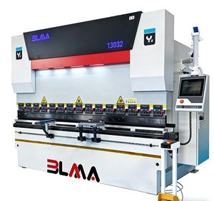 中国130T3200折弯机DA53TX DELEM控制器4+1轴伺服电机定制模具高稳定性适用于欧洲制造 - Product Image 1