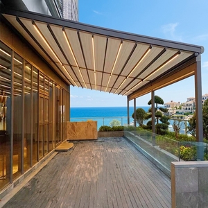 Toldo Retráctil de Aluminio y PVC de Grado Comercial, Moderno y de Lujo, Motorizado con Control Remoto, Resistente al Viento, para Restaurantes - Product Image 2