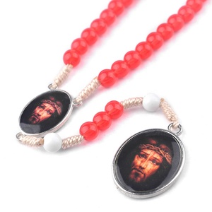 <span class=keywords><strong>Rosario</strong></span> Católico de la Sagrada Cara de Jesús con Medalla y Cordón, <span class=keywords><strong>Rosario</strong></span> del Precioso Sangre en Cuerdas - Product Image 2