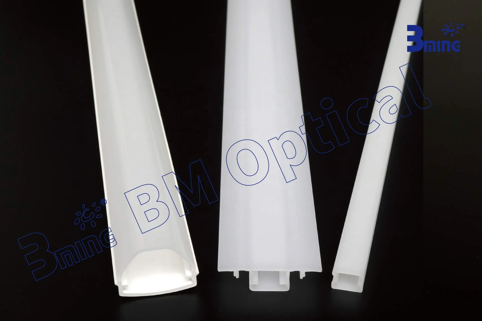 Bming optik ekstrüzyon lineer Led ışık PC PVC difüzör Led ışık plastik kapak