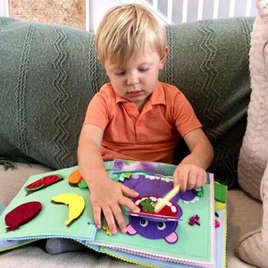 Livre en tissu doux en feutre fait à la main pour l'apprentissage précoce, jouets éducatifs silencieux personnalisés pour enfants, mon premier livre - Product Image 1