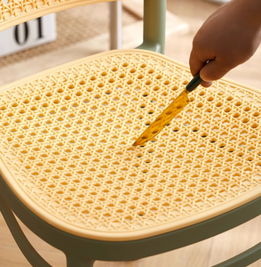 <span class=keywords><strong>Sillas</strong></span> <span class=keywords><strong>de</strong></span> comedor nórdicas para el hogar apilables <span class=keywords><strong>de</strong></span> plástico grueso para restaurante al aire libre imitar <span class=keywords><strong>Sillas</strong></span> <span class=keywords><strong>De</strong></span> Patio tejidas <span class=keywords><strong>de</strong></span> ratán - Product Image 6