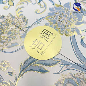 Scatola Regalo Magnetica Personalizzata con Logo in Pellicola Dorata, Apertura a Doppia Porta Centrale, Design Gratuito per Prodotti Skincare - Product Image 5