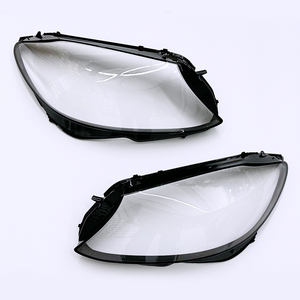 Qualité garantie Nouvelle marque taïwanaise Couvercle de lentille de phare avant PC/Revêtement UV Transparent/Noir pour W205 Classe C 2015-2018 - Product Image 1