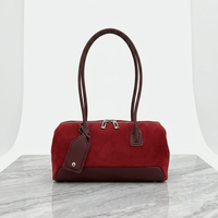 Tas Selempang Wanita Kulit Suede Retro Awet dengan Logo Custom, Resleting, Pegangan Panjang, Kulit Sapi, OEM ODM, Pasokan Langsung Pabrik
