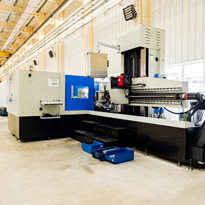 Ba trục gundrillling máy cho off-trung tâm và góc lỗ khoan với phay chức năng - Product Image 1