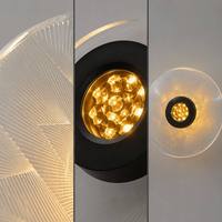Lampe murale LED ronde en aluminium gravé à effet soleil radieux, artistique et luxueuse, pour salon, chambre, hall d'entrée, galerie, décoration