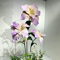 Fleur de Calla géante en EVA, imperméable et colorée, idéale pour la décoration extérieure et les décors d'événements, personnalisable en usine (OEM)
