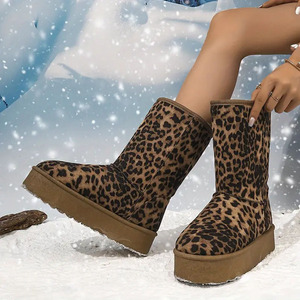 Stivali <span class=keywords><strong>da</strong></span> <span class=keywords><strong>neve</strong></span> leopardati <span class=keywords><strong>da</strong></span> donna con tomaia in flanella calda invernale personalizzati con fodera in tessuto morbido a metà polpaccio foderato in pile - Product Image 5