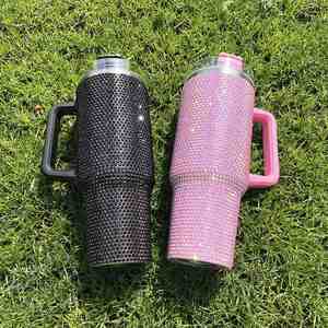 En stock, possibilité de choisir la couleur, gobelet de voyage personnalisé de 40 oz avec strass, tasse de voiture avec poignée et couvercle - Product Image 2