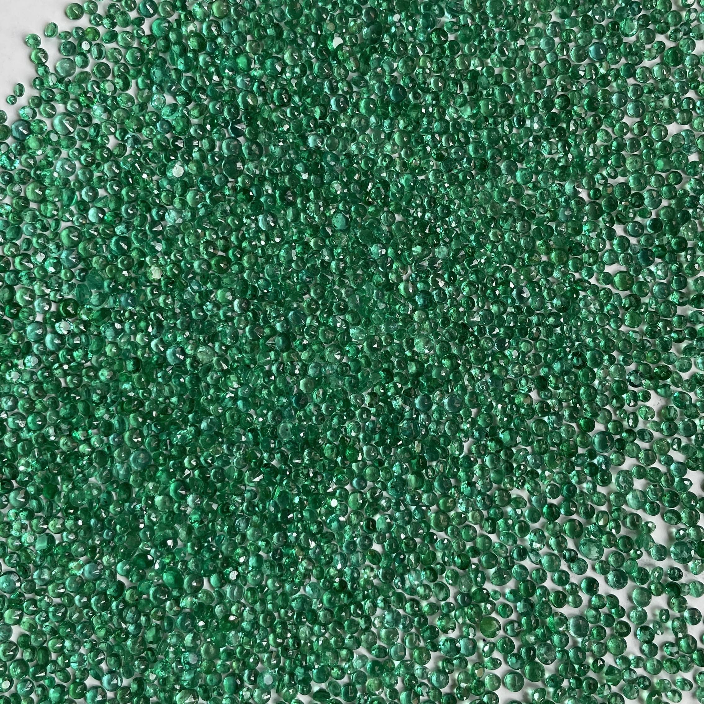 สีเขียว