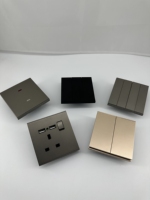 Precio de fábrica de fabricación Reino Unido Standarnd 1 2 Gang Switch con nueva pintura de PC para electricidad doméstica