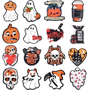 2025 mode Halloween Style chaussures charmant personnalisé dernières chaussures en PVC accessoires charmant en gros caoutchouc pas cher chaussures décoration - Product Image 1