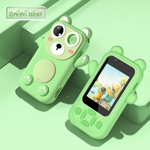 Cámara Digital para Niños Brown Bear con Pantalla Táctil HD de 2.4 Pulgadas y Linterna Integrada para Niños de 3 a 6 Años - Product Image 5