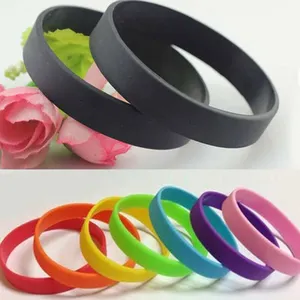 Factory Supply Wholesale Fashion Fitness Custom Silicone Slap Bracelets