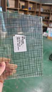 Écrans de sécurité en verre trempé à faible teneur en fer, ultra blancs, imprimés par sérigraphie, avec treillis métallique <span class=keywords><strong>pour</strong></span> les escaliers extérieurs des hôpitaux - Product Image 3