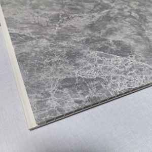 Panneaux de plafond en <span class=keywords><strong>PVC</strong></span> économiques, ignifuges, imperméables, faciles à installer, faciles à nettoyer, non toxiques, panneaux muraux pour projets de rénovation - Product Image 3