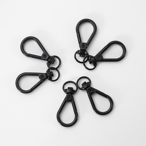 Mousqueton rotatif en alliage de zinc, crochet métallique noir, accessoire de porte-clés, pivotant pour bandoulière - Product Image 1