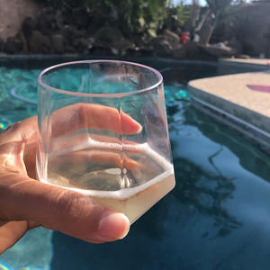 <span class=keywords><strong>Verre</strong></span> à vin à whisky en diamant de qualité supérieure avec bord doré, verres à vin en plastique sans tige inclinés de 12oz - Product Image 2