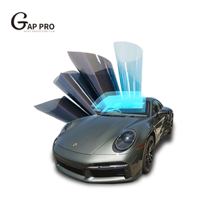 Película de ventana de coche Película de ventana de cerámica nano para coche Papel negro polarizado Para Aut - Product Image 1