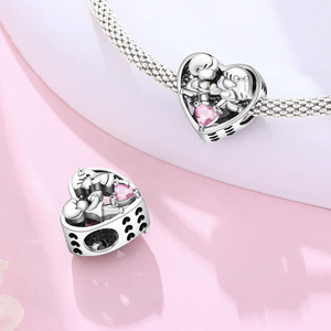 White copper <b>bead</b> <b>bracelet</b> - Heart-shaped isolation <b>bead</b> pendant, a personalized accessory suitable for both men and women - Product Image 5