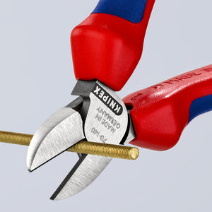 Knipex Cisailles latérales 1/2 po de largeur de mâchoire, pointe lisse, qualité industrielle, acier au chrome vanadium, fabriqué en Allemagne, modèle 70-140 - Product Image 1