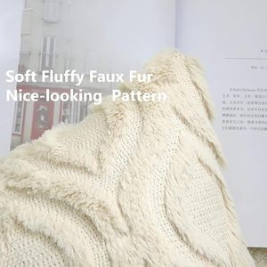 Housses de <span class=keywords><strong>coussin</strong></span> d'automne pour la maison Housses de <span class=keywords><strong>coussin</strong></span> de canapé solides décoratives en peluche douce Taies d'oreiller carrées pour canapé-lit Salon - Product Image 3