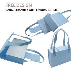 Valise de luxe pour cosmétiques, personnalisable avec logo, boîtes rigides magnétiques, poignée, papier recyclé, doublure en éponge - Product Image 5