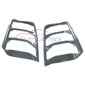 <span class=keywords><strong>Para</strong></span> Ford Mustang 2018-2021 cubierta de marco de luz trasera de fibra de carbono accesorios de coche - Product Image 1