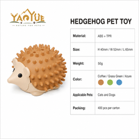 Jouet à mâcher interactif pour chats en forme de hérisson en catnip, avec coquille à picots et trous olfactifs, en matériau TPR, couleurs vert café