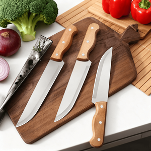 مجموعة سكاكين مطبخ حديثة من الفولاذ المقاوم للصدأ مصنوعة يدويًا ومسننة ومناسبة للاستخدام من الجانبين وآمنة للغسل في غسالة الأطباق للمحترفين - Product Image 1