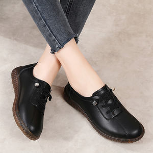 2025 vente chaude <span class=keywords><strong>blanc</strong></span> chaussures de travail décontracté chaussures pour femmes quotidien polyvalent mocassins mocassins chaussures plates avec semelle résistante à l'usure - Product Image 4