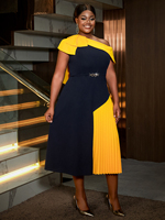 Robe midi plissée décontractée noire à taille plus, à une épaule, col irrégulier, couleur contrastée, avec ceinture, AM041029