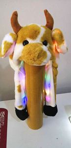 Gorro de Peluche de Animal con Orejas Móviles y Saltarinas, Orejeras Luminosas LED de Vaca Lechera de Dibujos Animados Multicolor, Juguetes de Peluche - Product Image 6